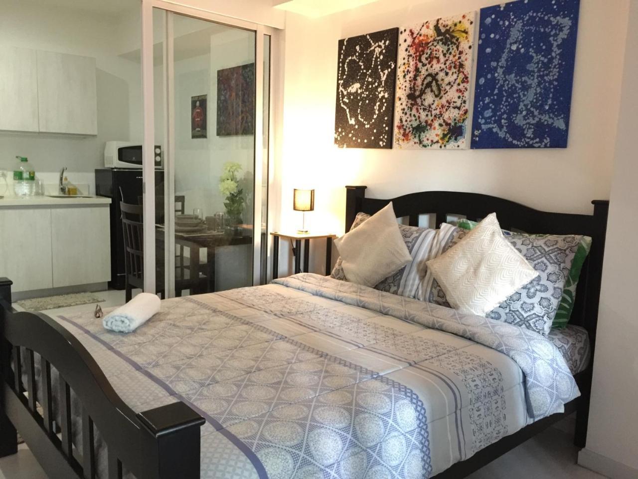 Azure Urban Resort Res. Paranaque City 외부 사진